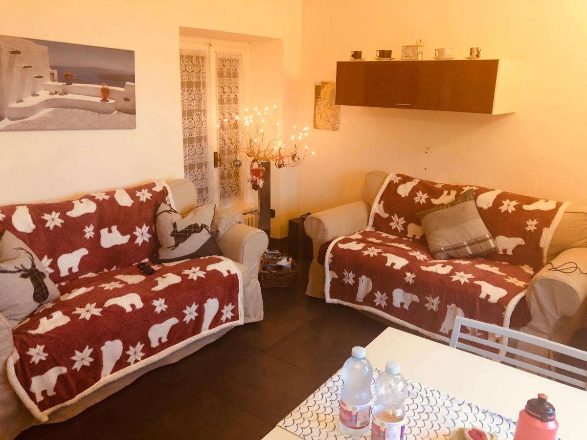 Ficarra Apartments Mezzegra Екстер'єр фото